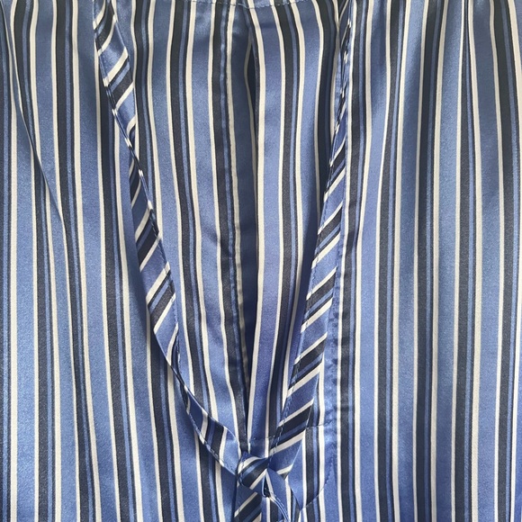 Roundtree & Yorke Stripe Blue and White Mens Pjs - Size Medium - Picture 8 of 13